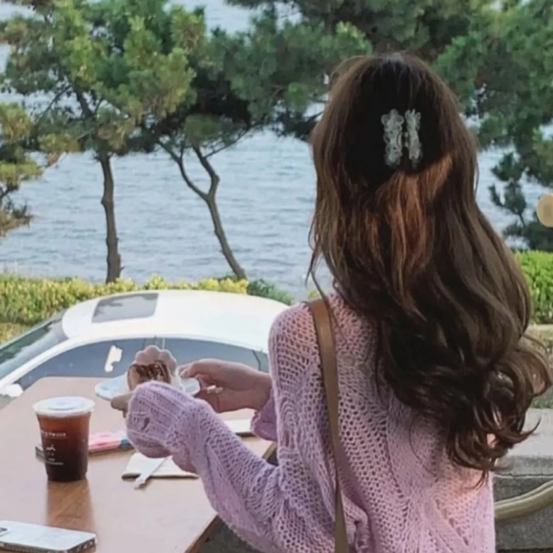 妹妹别怕哥不止亿点强 海报
